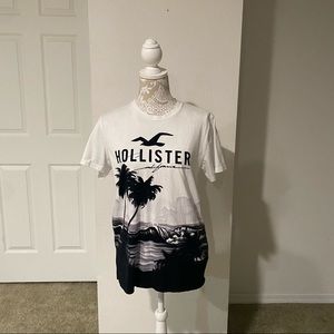 HOLLISTER| white and black tee shirt